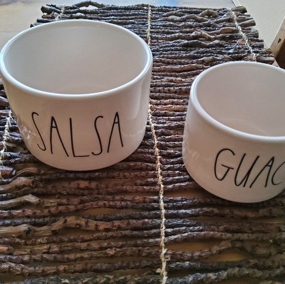 NWOT Rae Dunn Salsa & Guac Dish - Picture 4 of 9